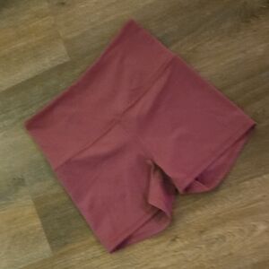 Athleta Elation Ultra High Rise Shortie